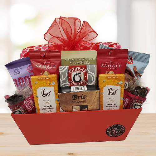 Cozy Snacks Gift Basket © 2022 by Heartwarming Treasures®