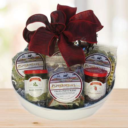 Pasta Night Basket © 2021 by Heartwarming Treasures®